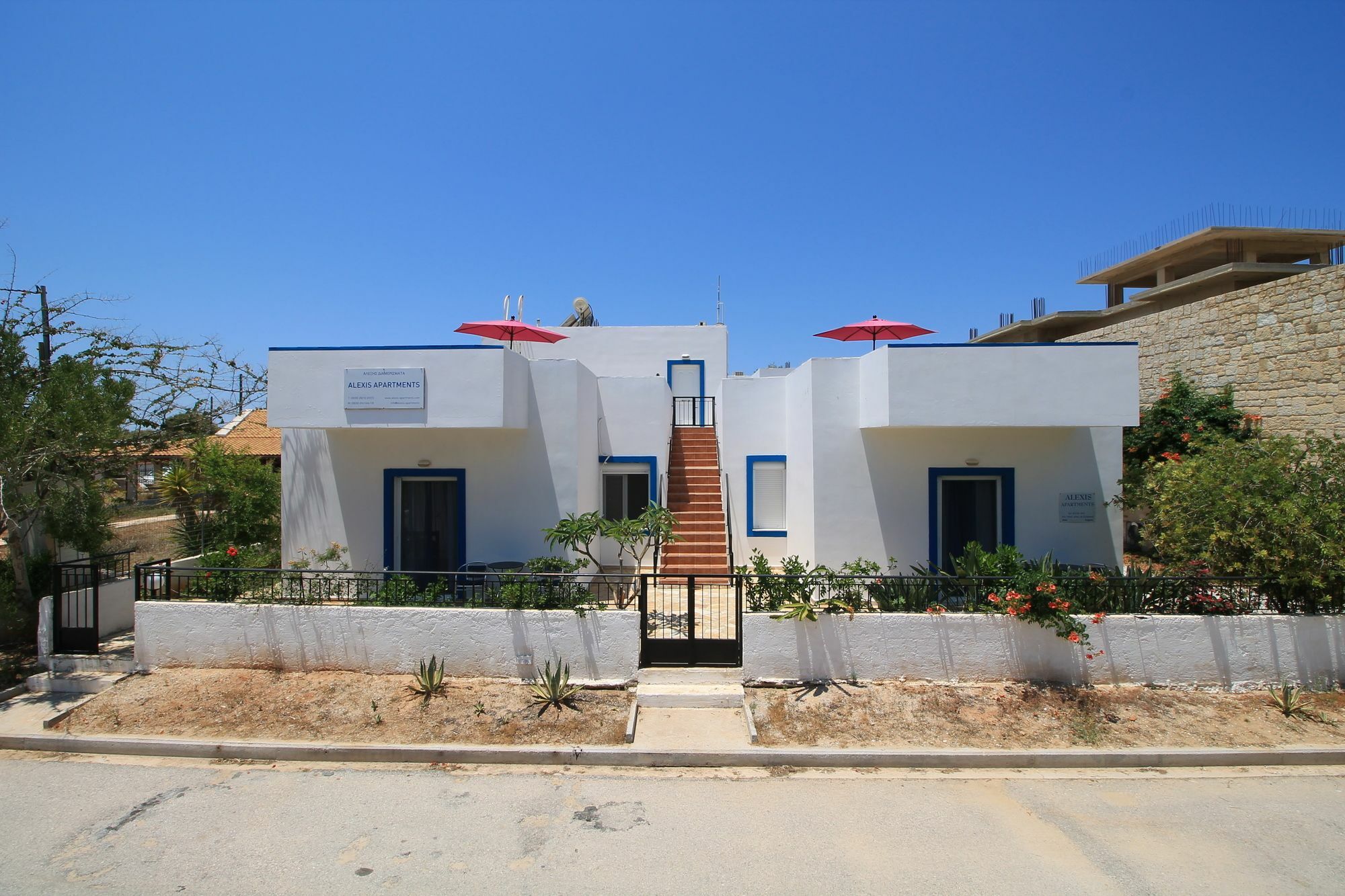 Alexis Apartments Stavrós Екстериор снимка